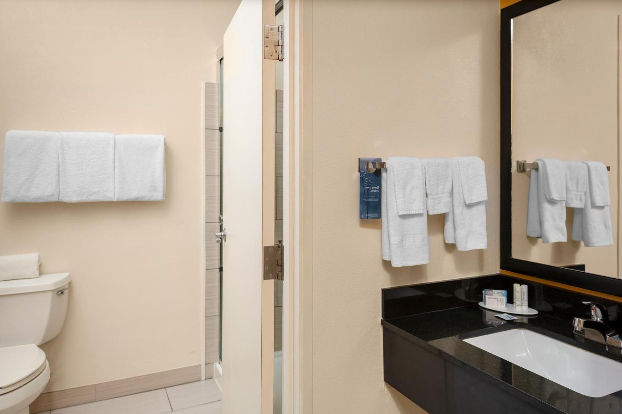 Fairfield Inn Tallahassee North/I-10 Экстерьер фото